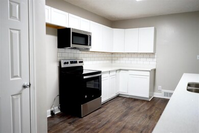 501 Oakwood Dr, Columbia, TN 38401 - photo 2