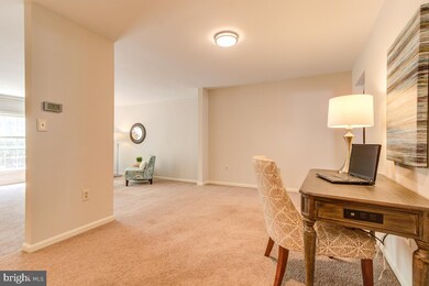 7703 Gromwell Ct, Springfield, VA 22152 - photo 5