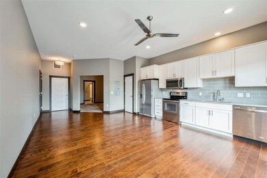 200 3rd Ave SW unit 203, Cedar Rapids, IA 52404 - photo 4