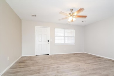 301 Vickie Dr, Oklahoma City, OK 73115 - photo 4