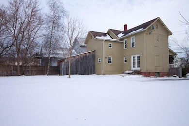 19 Curtis Ave, Rutland, VT 05701 - photo 3