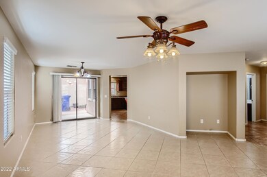 6-921080924-10 Living Room