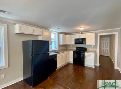 708 W 51st St, Savannah, GA 31405 - photo 2