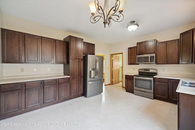 10-1018-S-Main-St-Eaton-Rapids-MI-48827-