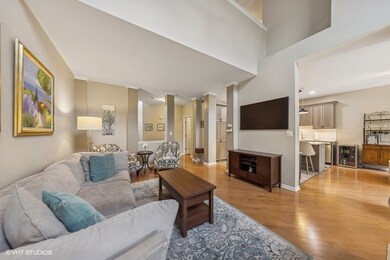 6262 Edgebrook Ln E, La Grange, IL 60525 - photo 5