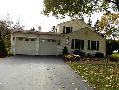 Other 2 car side loaded garage with automatic open