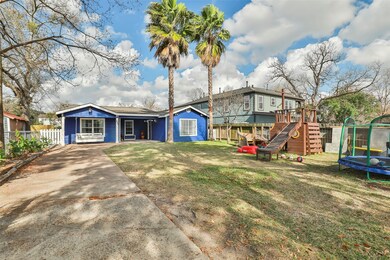 440 Lenard St, Houston, TX 77009 - photo 6