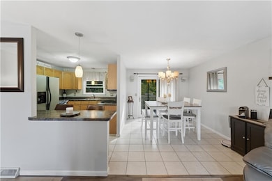 37 Carriage Rd, Cranston, RI 02920 - photo 7