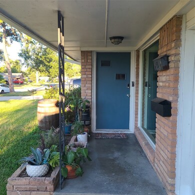 1511 Ansbury Dr, Houston, TX 77018 - photo 4