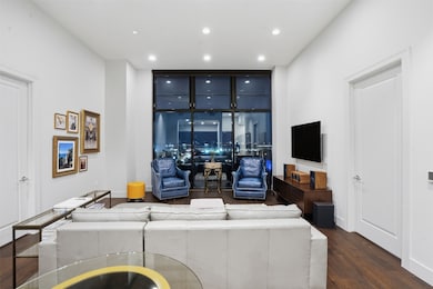 3100 W 7th St unit 811, Fort Worth, TX 76107 - photo 2