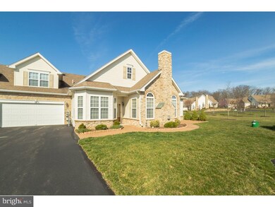 1009 Bordeaux Ln, Pennsburg, PA 18073 - photo 2