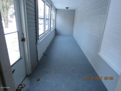 113 Prospect St, Hawley, PA 18428 - photo 6