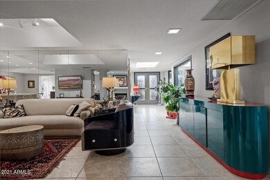06-Family Room