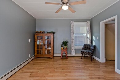 20 Springdale Ave, Holyoke, MA 01040 - photo 5