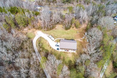 043190209-2-241OwegoRoadJellicoTN-SMALL