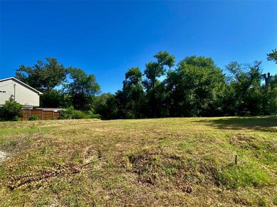 3810 Frontier Ln, Dallas, TX 75214 - photo 2