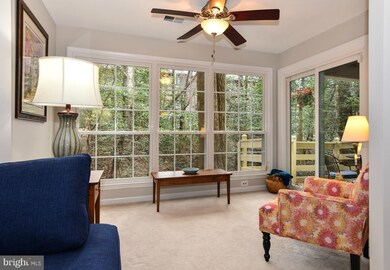 2217 Lovedale Ln unit C, Reston, VA 20191 - photo 2