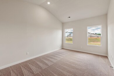 1233 Crested Iris St, Moore, SC 29369 - photo 5