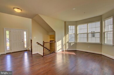 9128 Knox Ct, Laurel, MD 20723 - photo 3