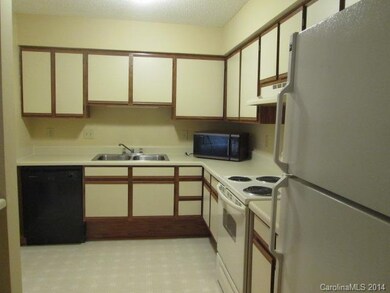 1032 Churchill Downs Ct unit J, Charlotte, NC 28211 - photo 4