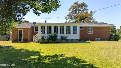 2596 CEDAR ISLAND ROAD (5)