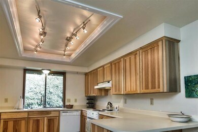 944 Brookdale Ave, Medford, OR 97504 - photo 4