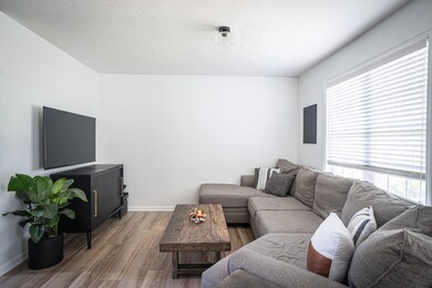 352 Village Dr, Frankfort, KY 40601 - photo 5