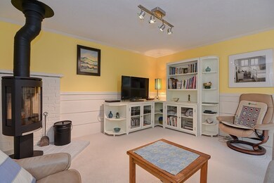 41 Mohawk Dr, Acton, MA 01720 - photo 4