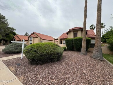 1823 E Secretariat Dr, Tempe, AZ 85284 - photo 2