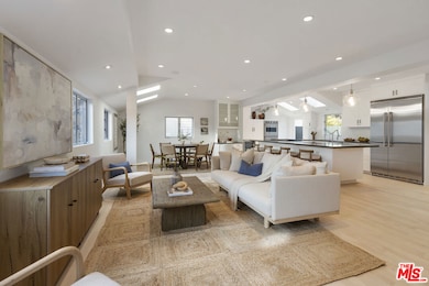 257 Entrada Dr, Santa Monica, CA 90402 - photo 4