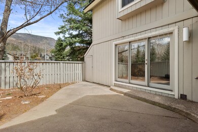 104DevonCt_HiRes_04192021017