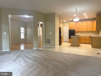 8840 Bennington Blvd, Lorton, VA 22079 - photo 6