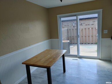 1911 Canterbury Dr unit C, Washington, IL 61571 - photo 6