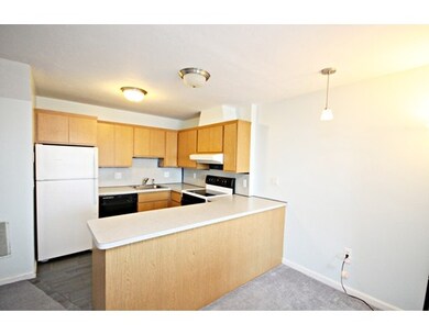 160 Quincy Shore Dr unit 114, Quincy, MA 02171 - photo 4