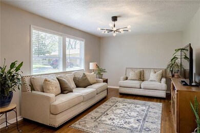 6107 Halsey St, Shawnee, KS 66216 - photo 7