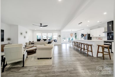 3135 Bartlett St, Fort Mill, SC 29715 - photo 5