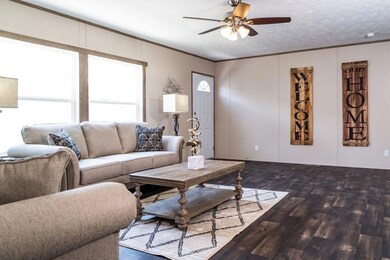 Clayton big boy living room