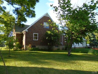 1249 N 24th St, Allentown, PA 18104 - photo 3