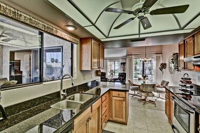 Kitchen (2)