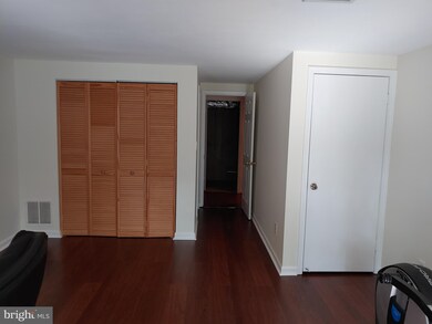 20518 Sterncroft Ct, Montgomery Village, MD 20886 - photo 6