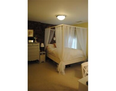 229-233 North St unit 1, Boston, MA 02113 - photo 6