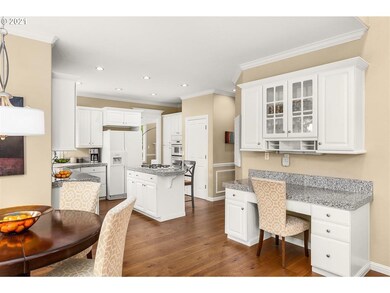 17730 Marylbrook Dr, Lake Oswego, OR 97034 - photo 4