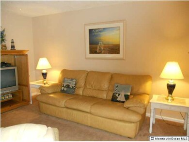 42 Hamilton Ave unit 13, Seaside Heights, NJ 08751 - photo 4