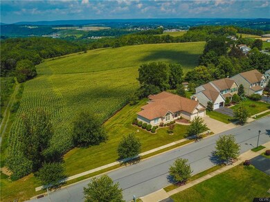 5529 Summit St, Whitehall, PA 18052 - photo 6