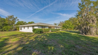 3857 Malec Cir, Sarasota, FL 34233 - photo 3