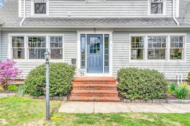 12 Joyce St, Barrington, RI 02806 - photo 4