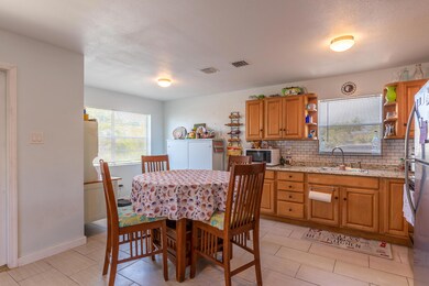 26 D 11th Ave Stock Island Duck Berge Fu