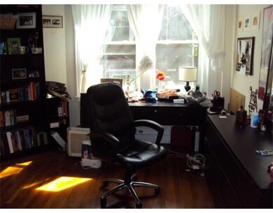 31 Stearns Rd unit 2, Brookline, MA 02446 - photo 2