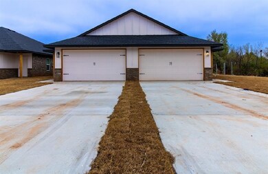 8808 N Shartel Ave unit A & B, Oklahoma City, OK 73114 - photo 2