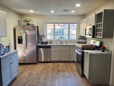 1811 Hubbard Dr, Alamogordo, NM 88310 - photo 3